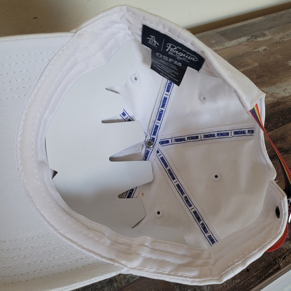 Penguin original cap. Adjustable strapback. - Picture 7 of 7